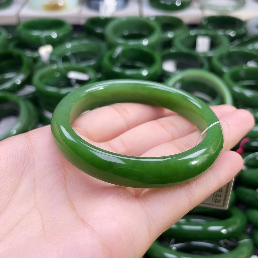 未镶嵌手镯和田玉（碧玉）