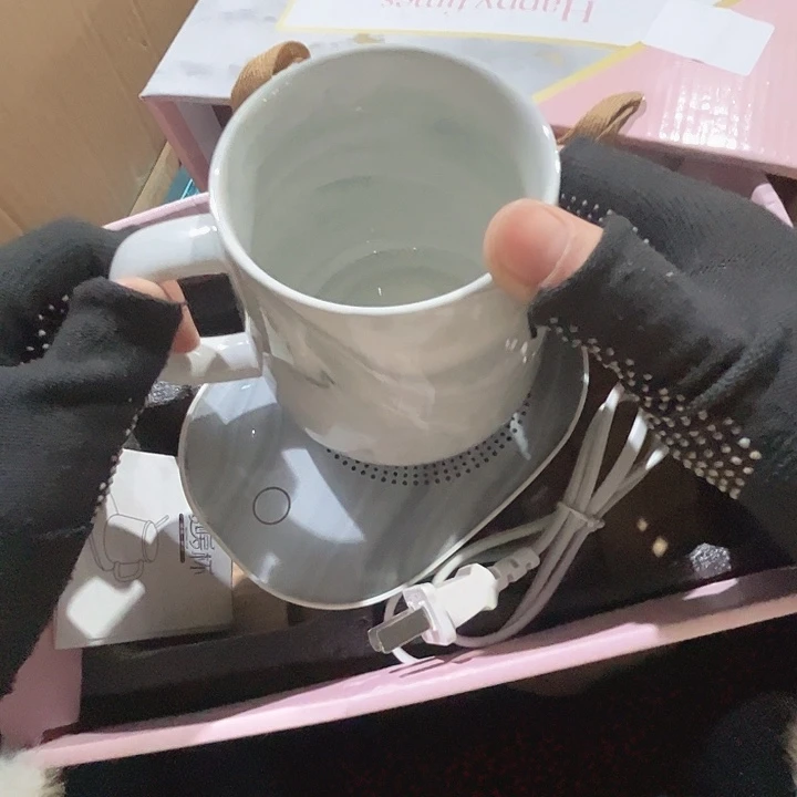 恒温加热咖啡杯。