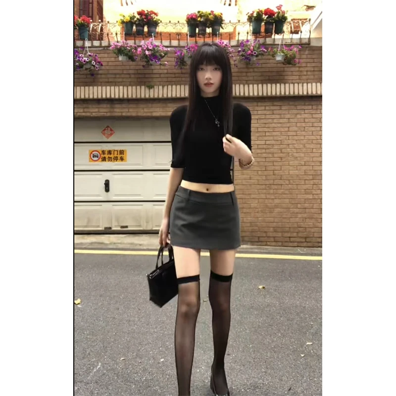 2025夏季新款时尚洋气小众简约修身短袖T恤高腰百搭半身裙两件套