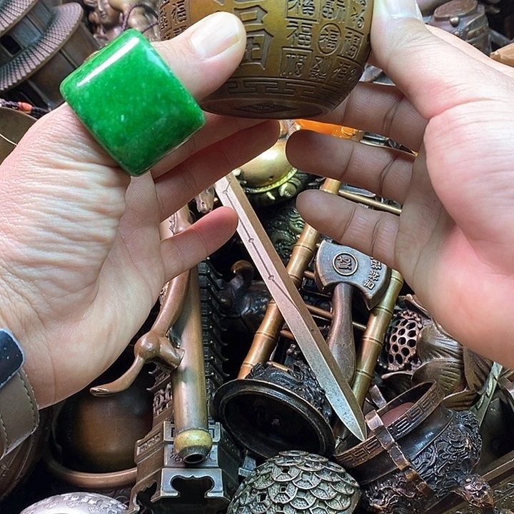 平平安安健健康康