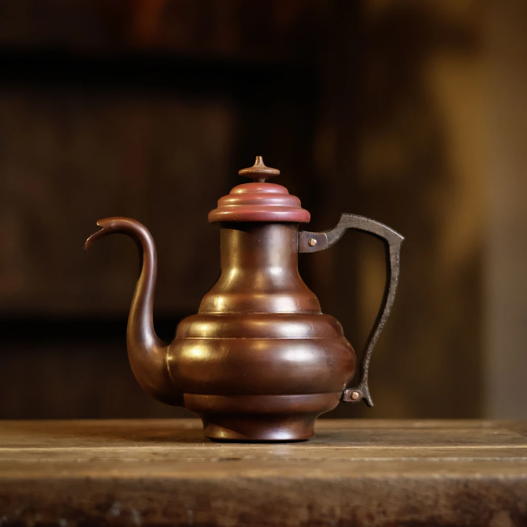 阿茶  蜂窝咖啡壶（春喜铜0328）