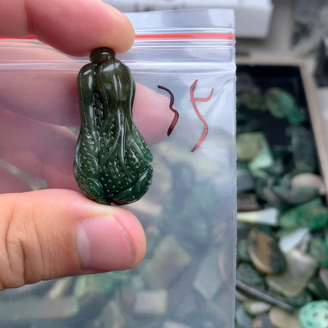 未镶嵌独山玉珠宝半成品