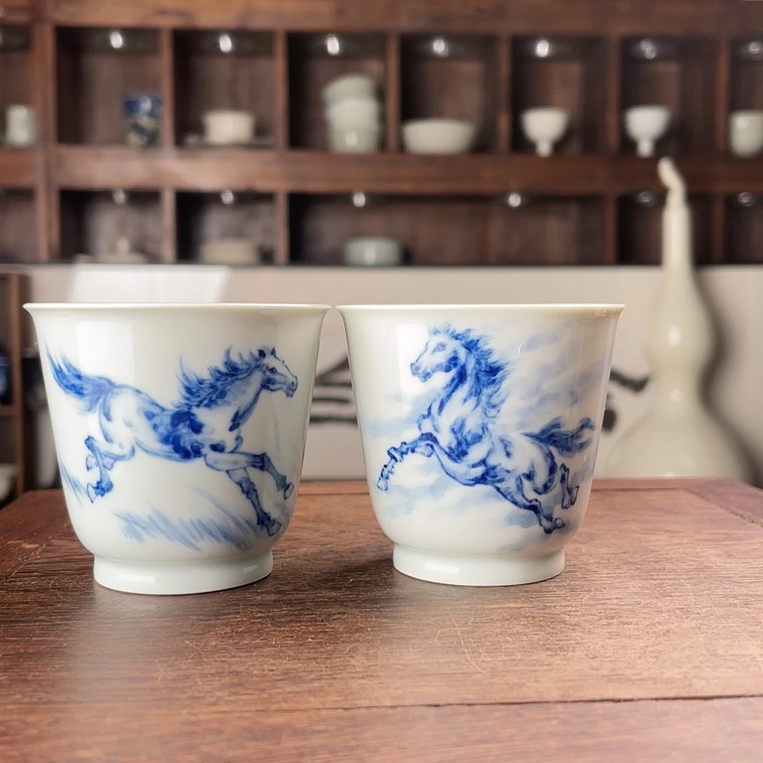 青花手绘马蹄对杯
