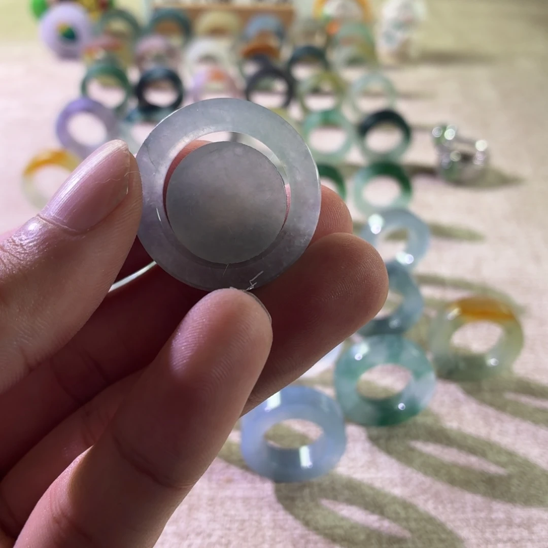 龙***烂定制翡翠未镶嵌戒指