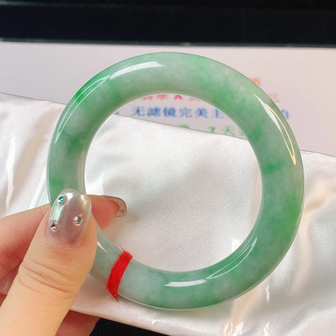 翡翠手镯未镶嵌翡翠手镯1504