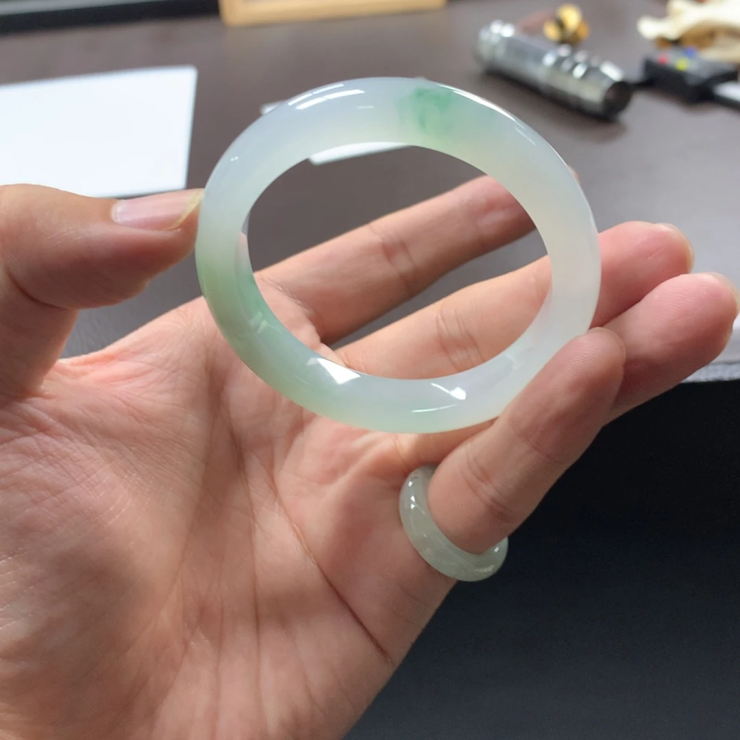 翡翠未镶嵌手镯566号51.1