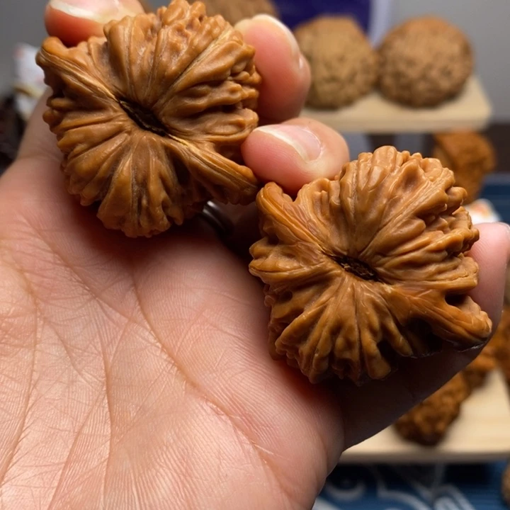 文玩核桃把件四座楼狮子头