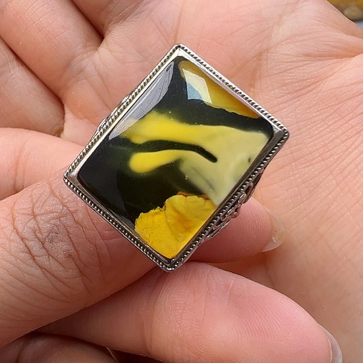 q***r蜜蜡未镶嵌珠宝奇石