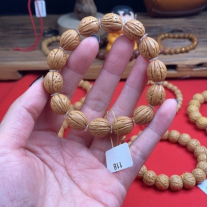 手串桃核钱袋13 （尺寸误差0.5之间）