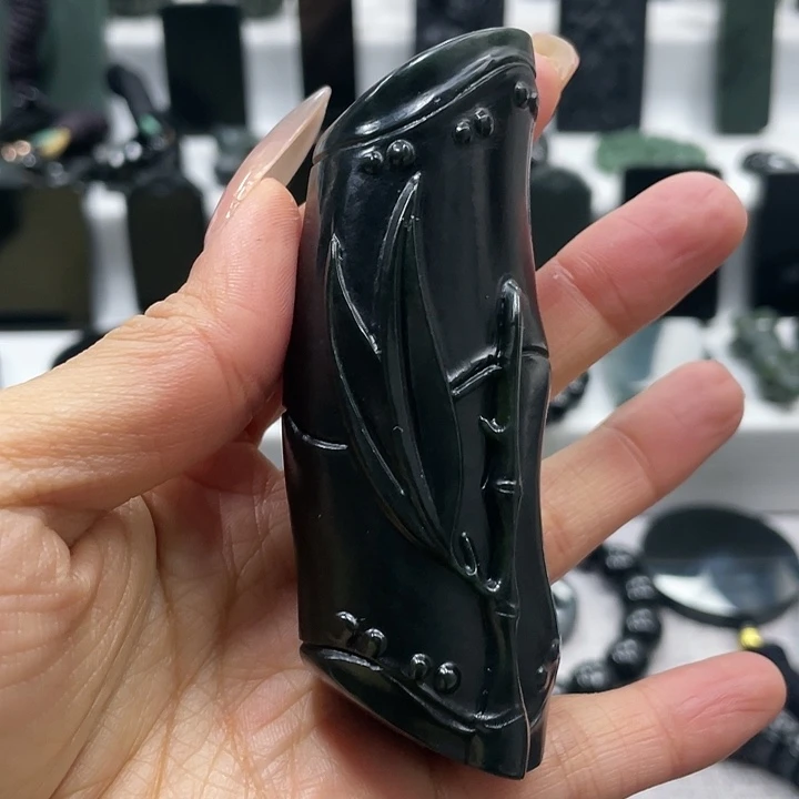 【闪购商品】未镶嵌和田玉（青玉）挂件生****腾