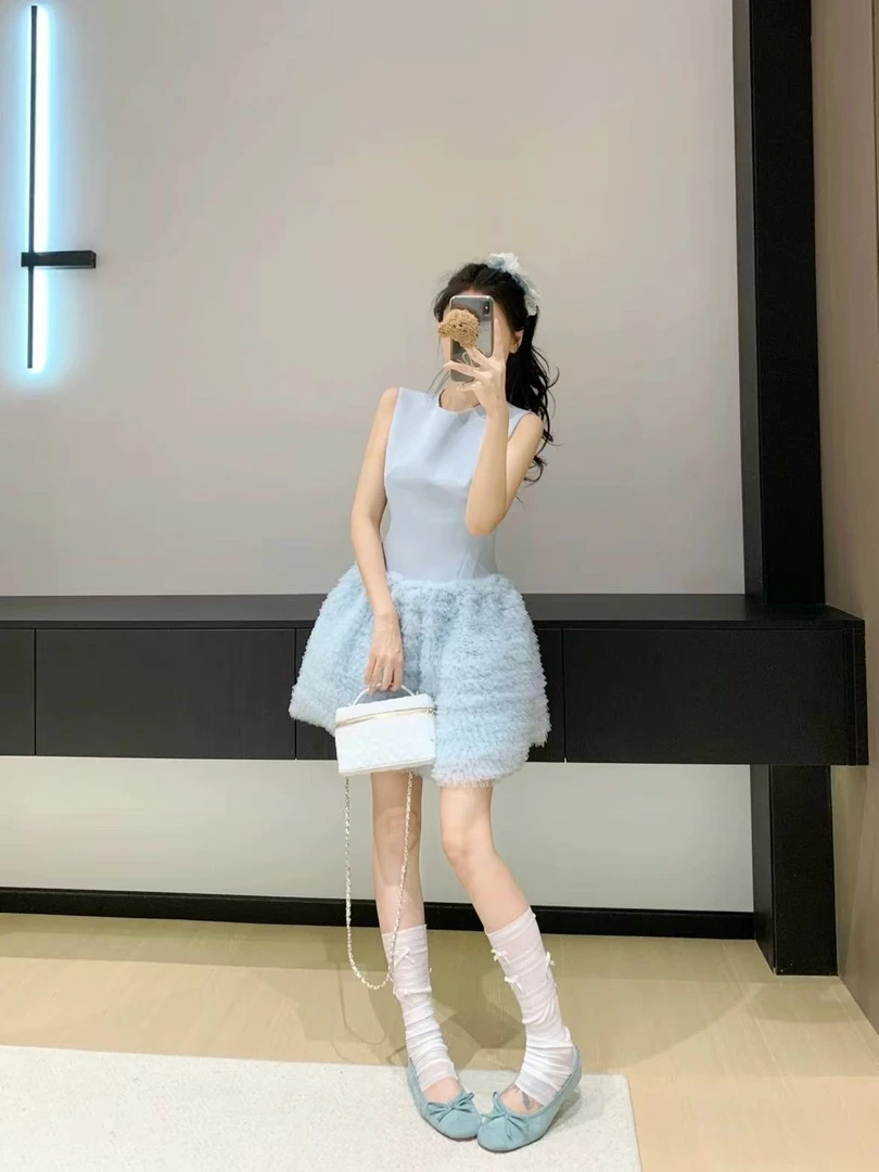 气质甜美公主背心连衣裙女夏季2025新款收腰蓬蓬拼接网纱蛋糕短裙