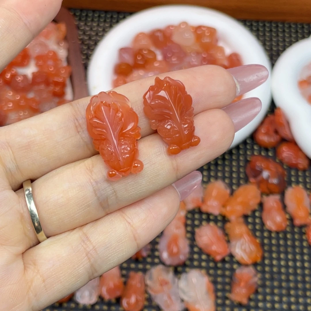 f***5南红玛瑙未镶嵌配饰金鱼
