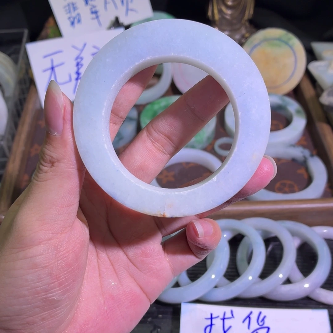 定制翡翠未镶嵌翡翠A货毛胚手镯定制