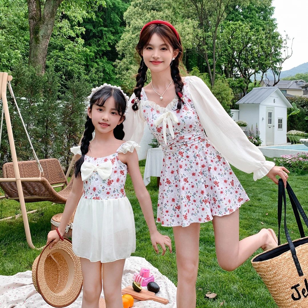 亲子泳衣母女2025新款母女款姐妹连体裙式保守遮肚显瘦度假风泳装