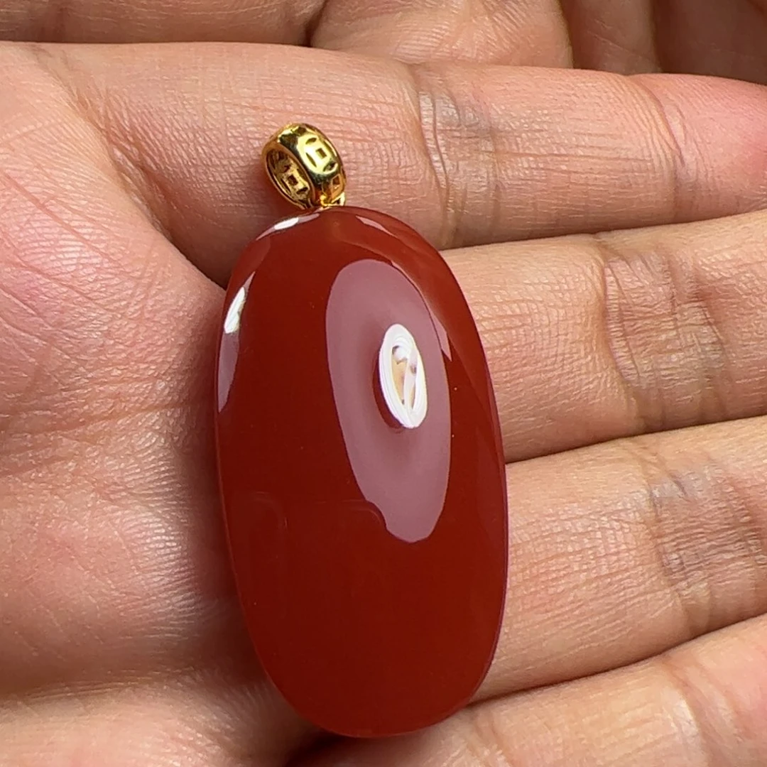 南红玛瑙吊坠18K金镶嵌