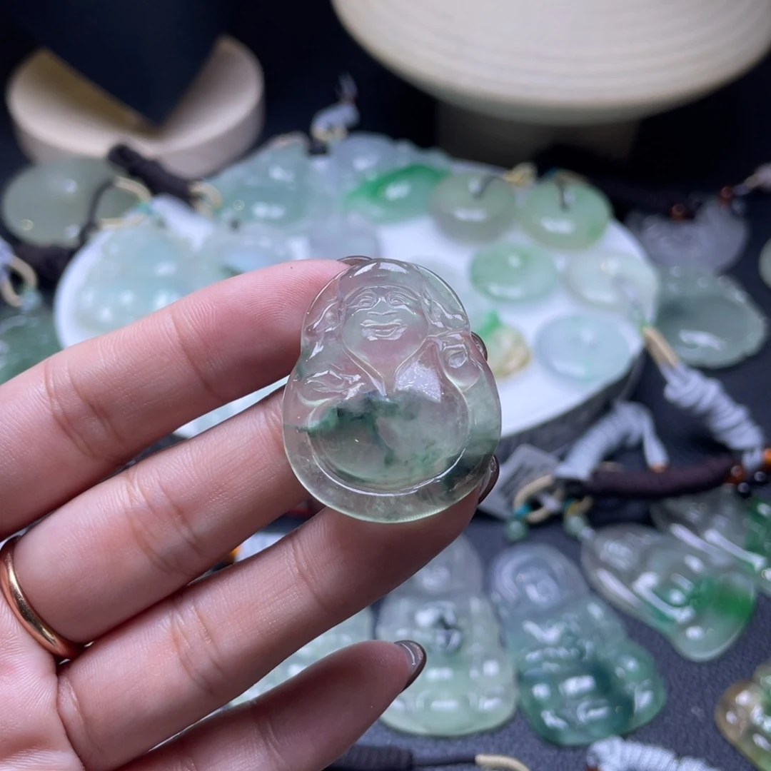 颈饰未镶嵌翡翠刷**家