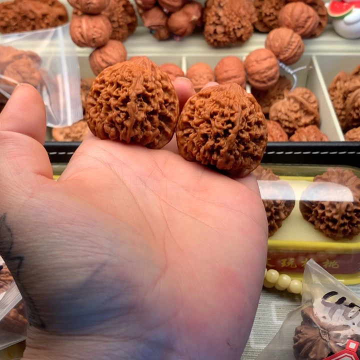 文玩核桃吊坠42尺寸满天星