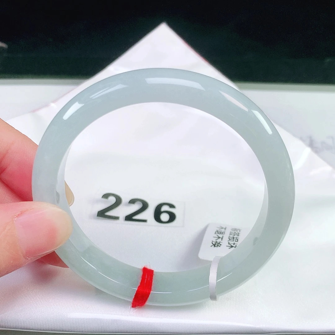 未镶嵌手镯翡翠226