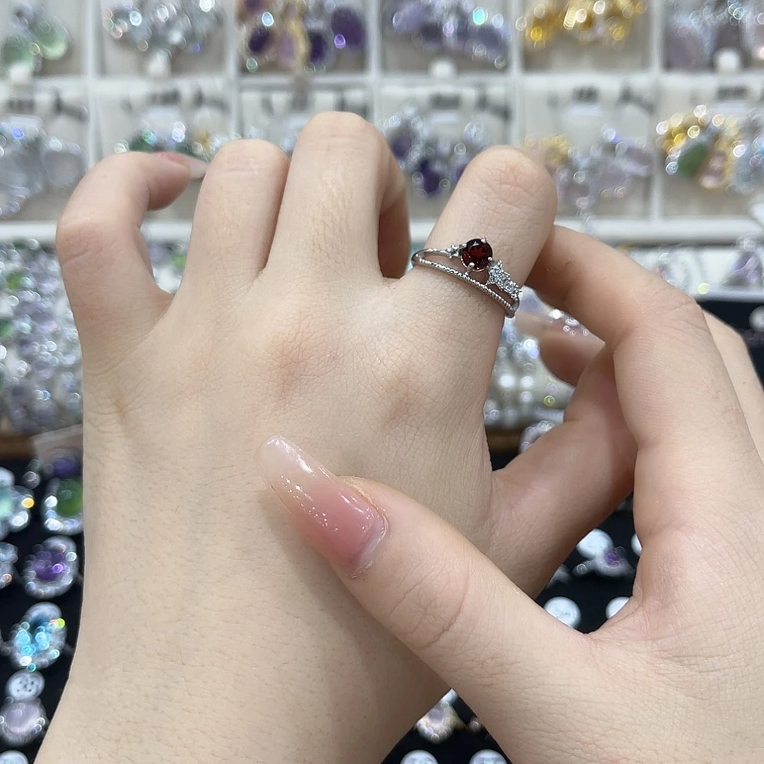 戒指银S925镶嵌石榴石