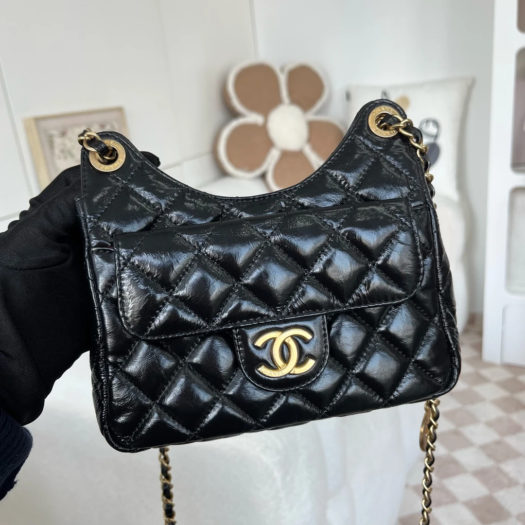 99新 Chanel/香奈儿 /23C天猫精灵小号/黑金油蜡皮芯片款/斜挎包Y