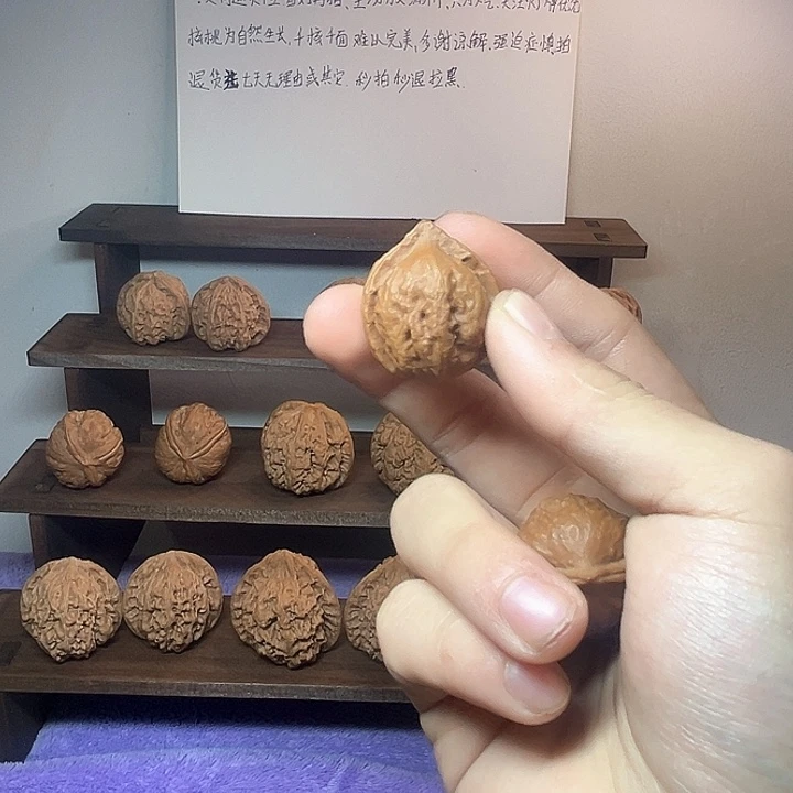 文玩核桃吊坠不***肠