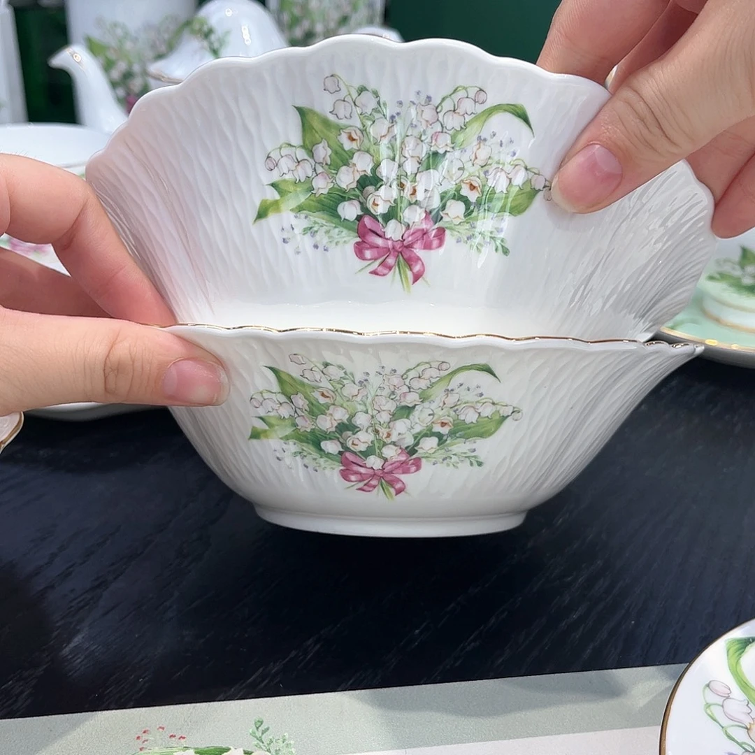 骨瓷两个七寸—————