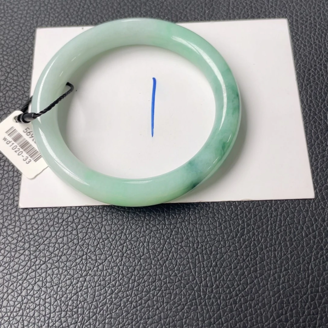 翡翠未镶嵌手镯1号