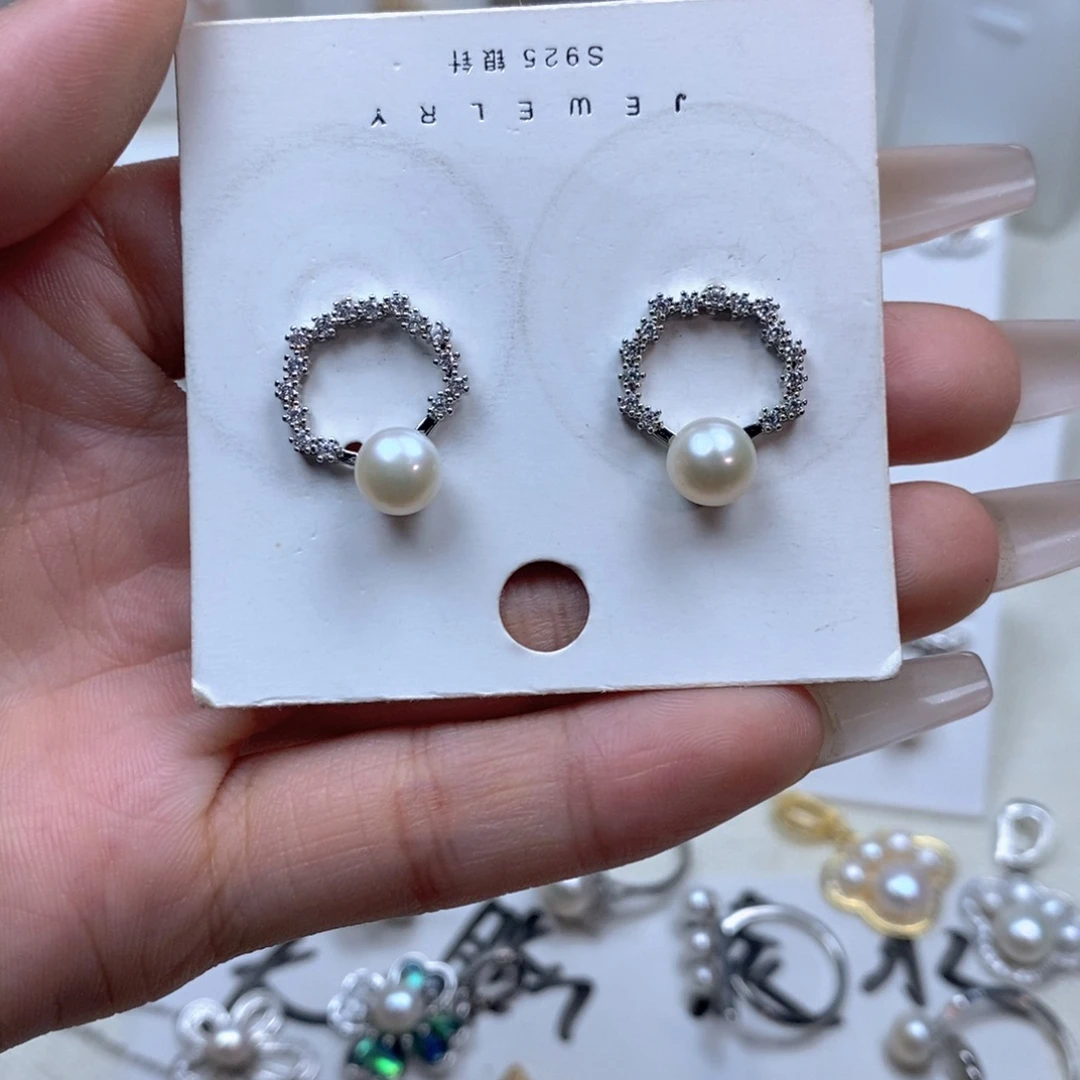 未镶嵌淡水珍珠耳饰