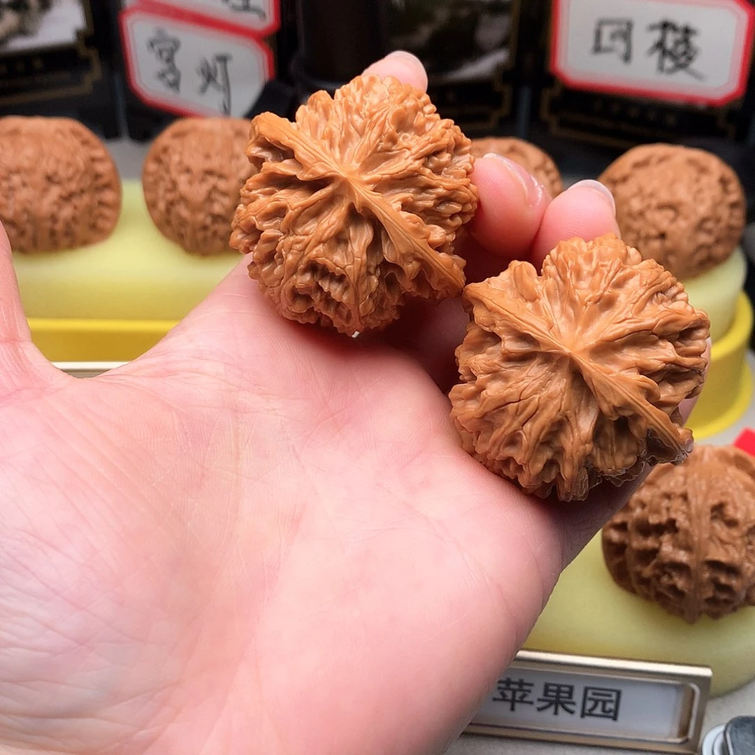 合***病吊坠文玩核桃43尺苹果园437号