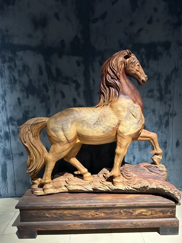 品名：马到成功 尺寸：136×48×58