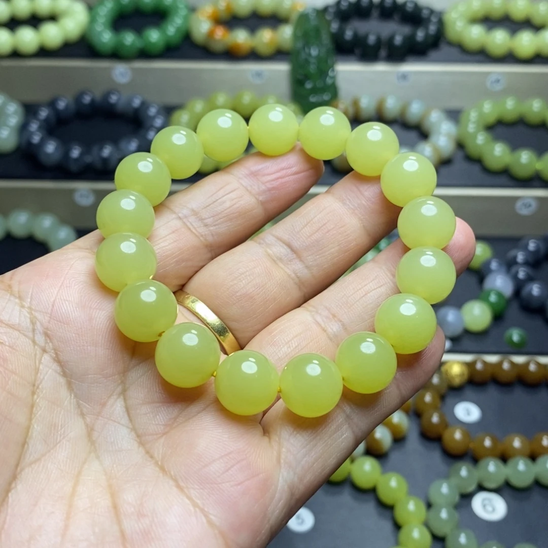 和田玉未镶嵌手串