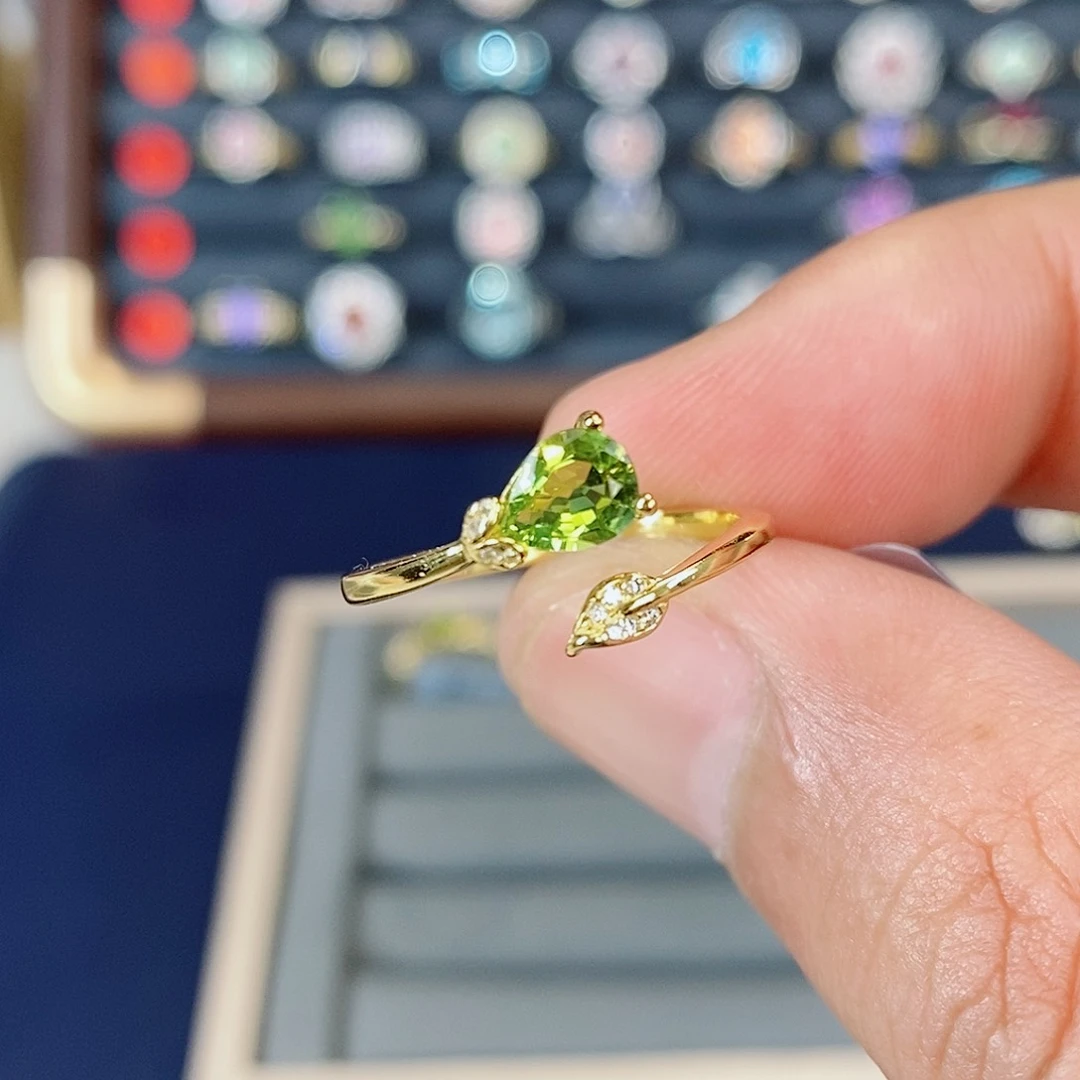 y***i绿色碧玺耳饰银S925镶嵌