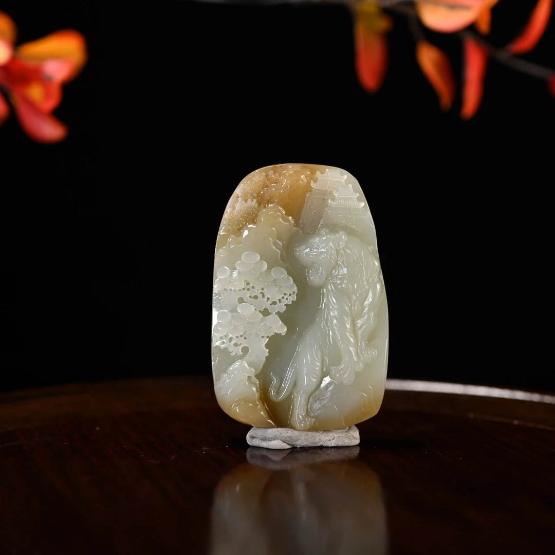 Lot8832 2511090073和田玉且末糖猛虎上山/杭拍