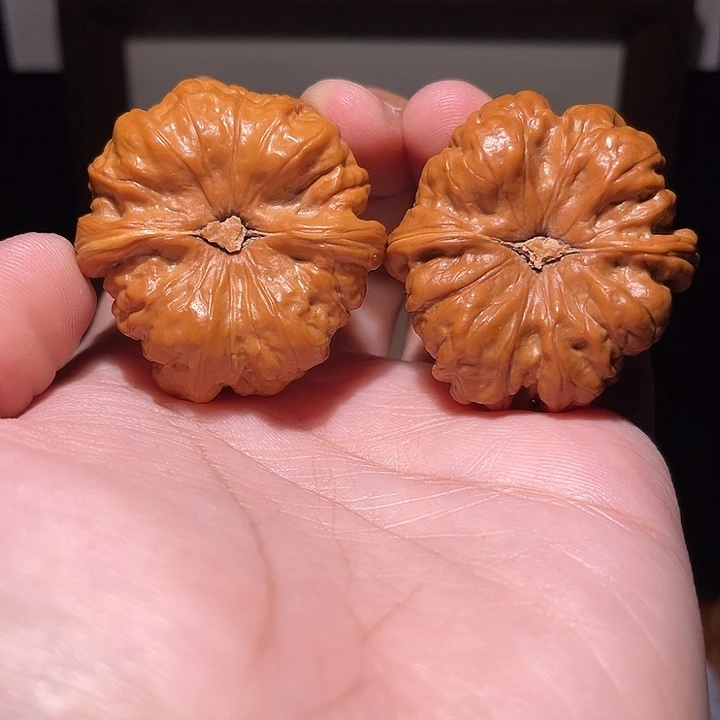 芬****把件核桃蛤蟆头