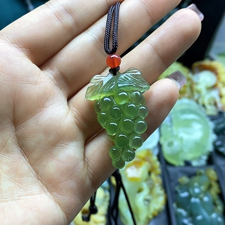 蛇纹石玉未镶嵌挂件