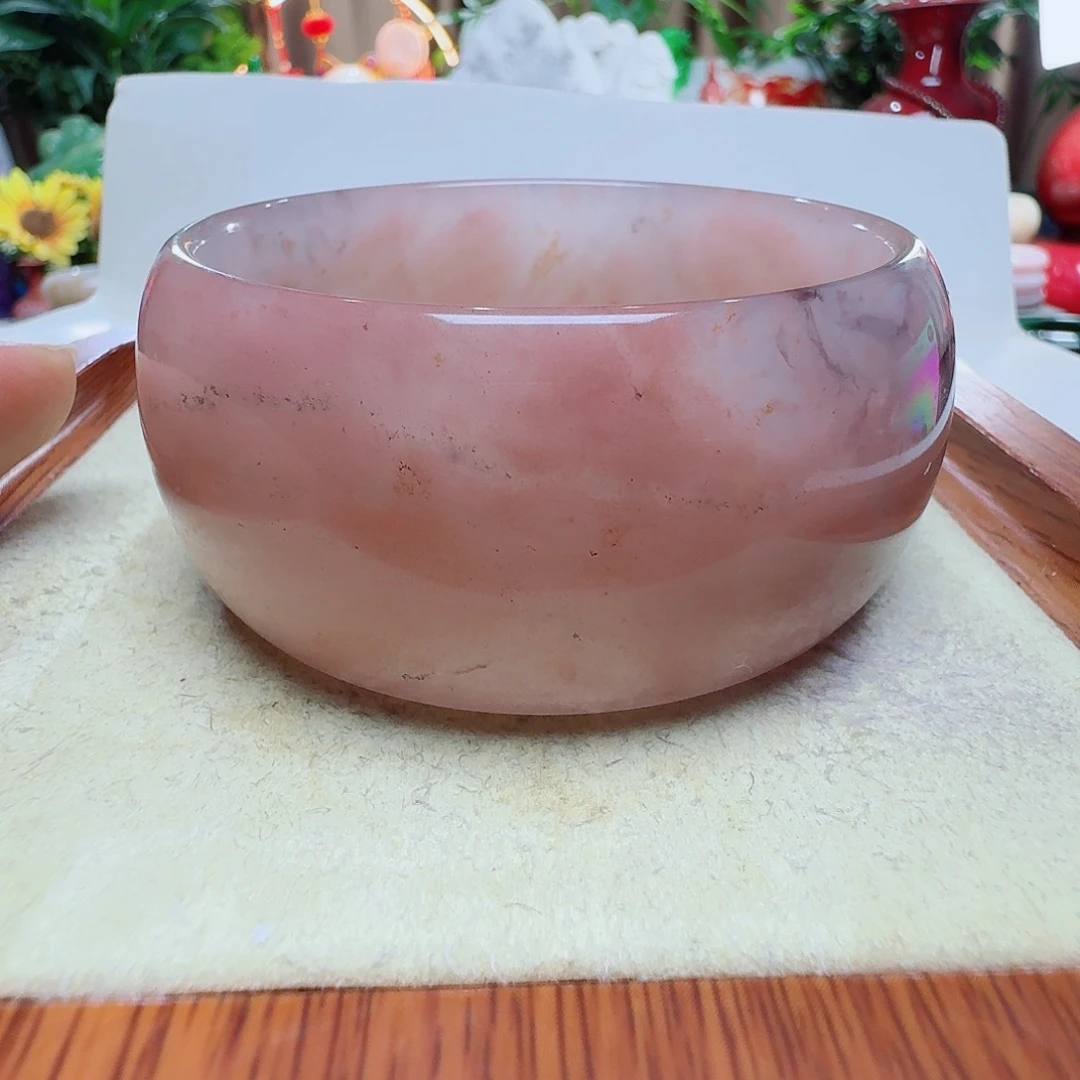 乐***兴未镶嵌手镯石英质玉