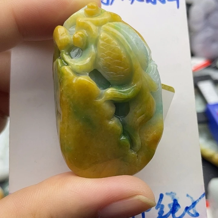 翡翠未镶嵌颈饰天然翡翠