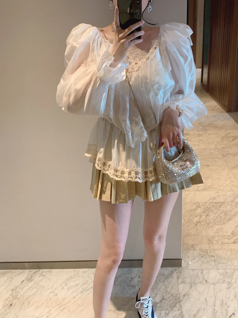 【张静芝】甜美镂空钩花拼接衬衫