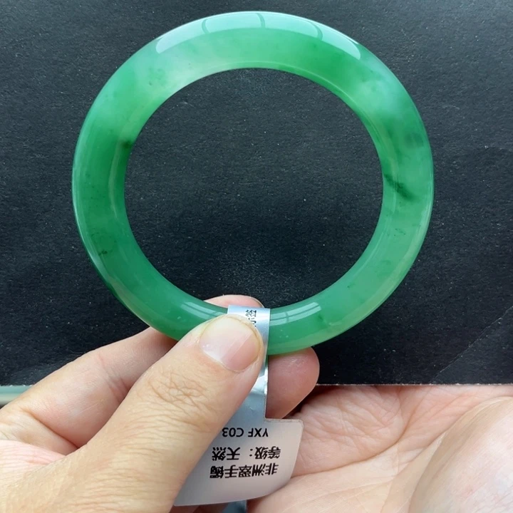 石英质玉未镶嵌手镯57.2