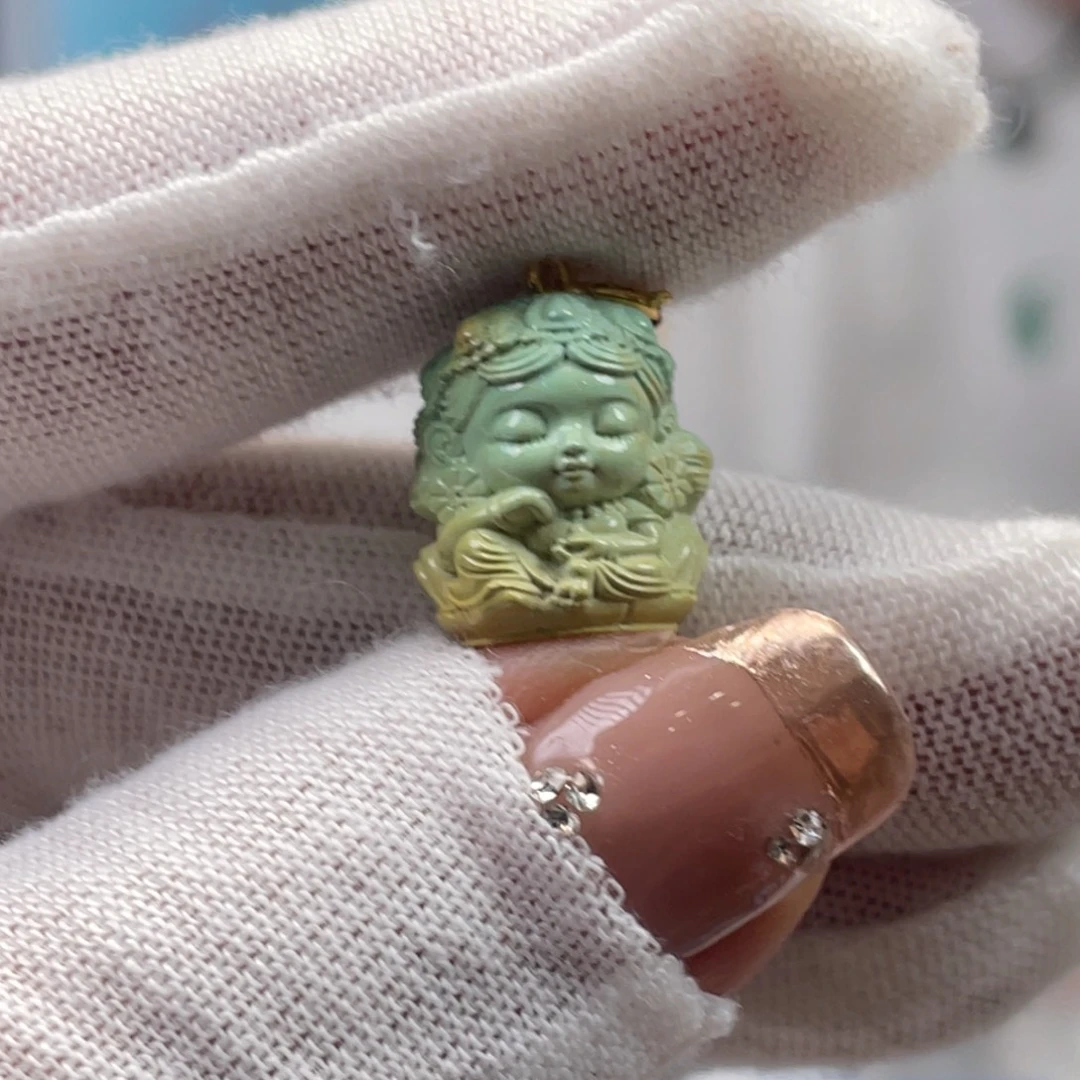 绿松石未镶嵌挂件