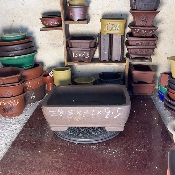 紫砂花盆，手工制作