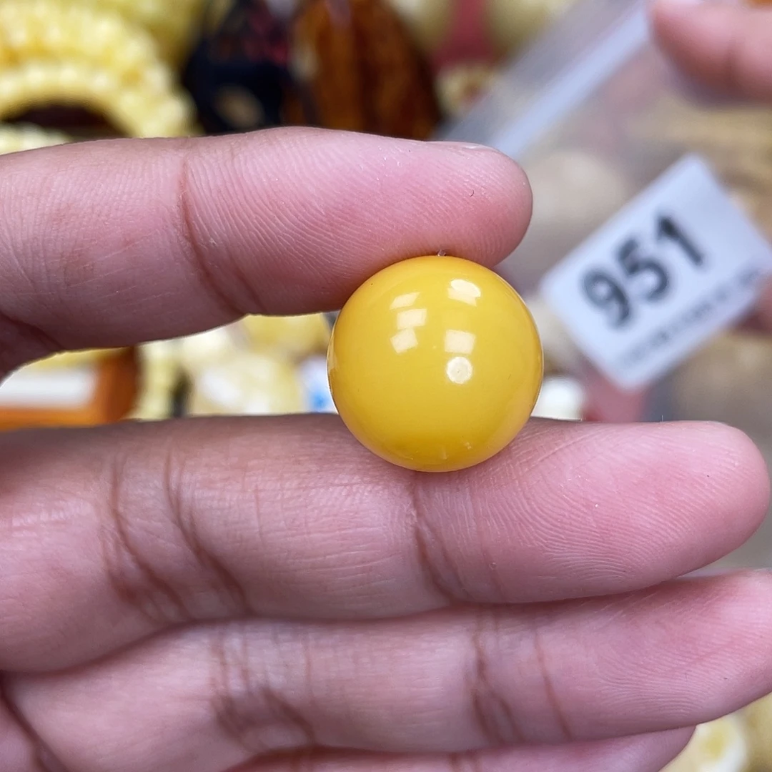 蜜蜡未镶嵌珠宝奇石16.7