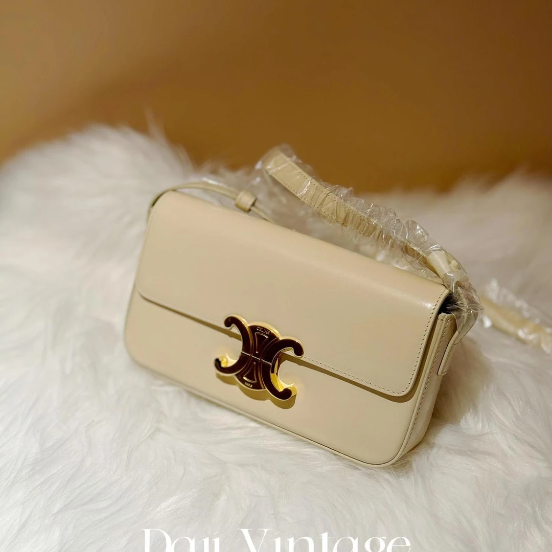 99新 Celine/思琳 大吉中古/Celine瑟琳Triomphe凯旋门斜挎包