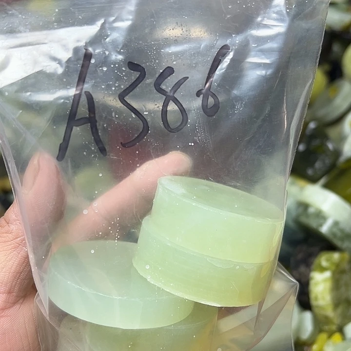 砚***兰未镶嵌蛇纹石玉鱼缸石，盆景石