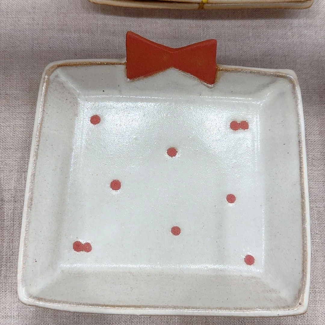 陶日本陶瓷餐具红碟
