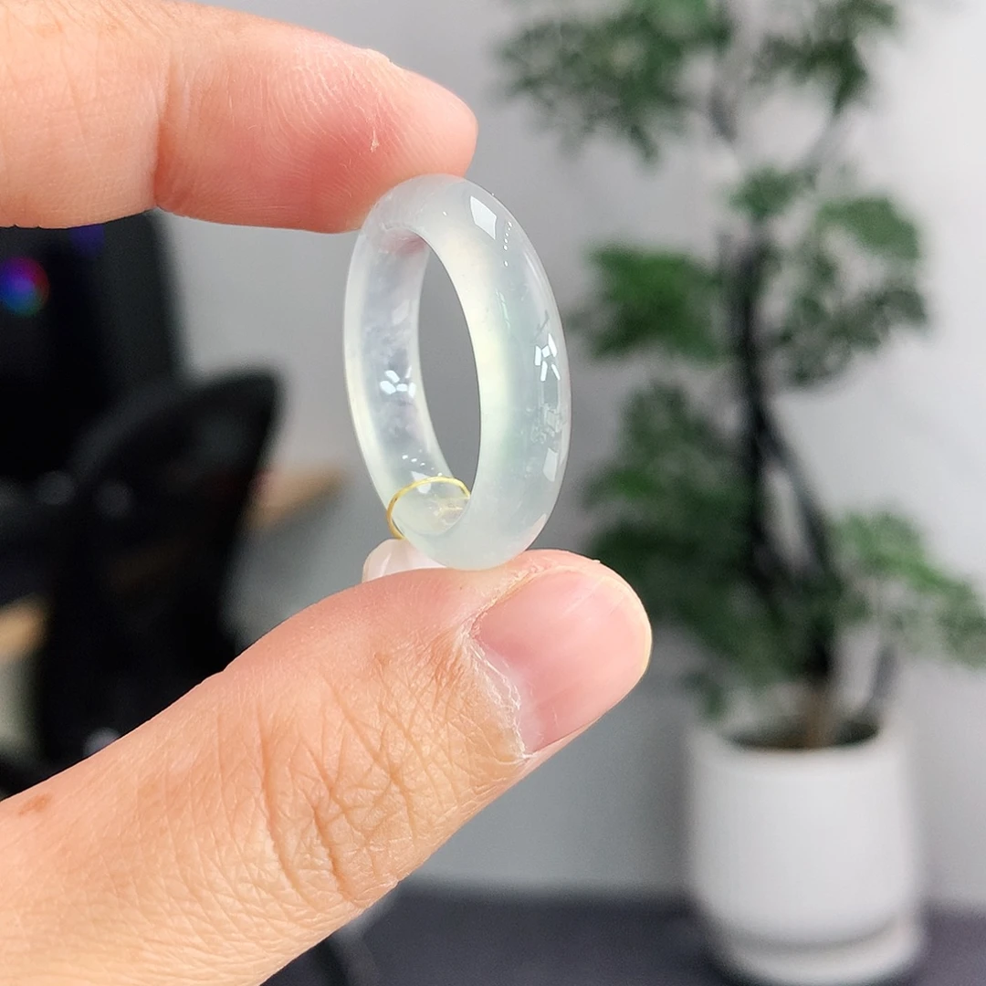 翡翠未镶嵌戒指19号