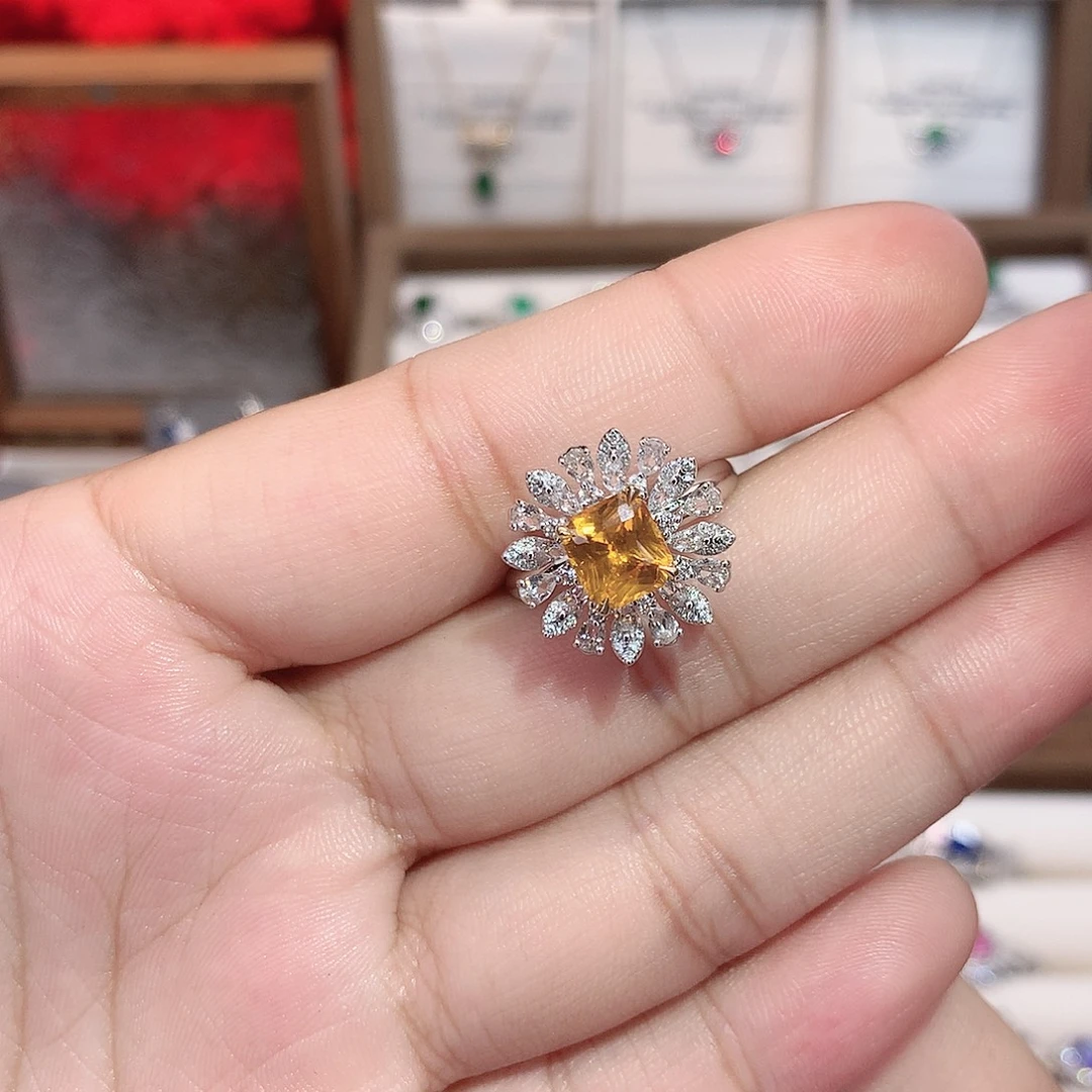 彩色蓝宝石戒指18K金镶嵌1.89ct/七天无理由