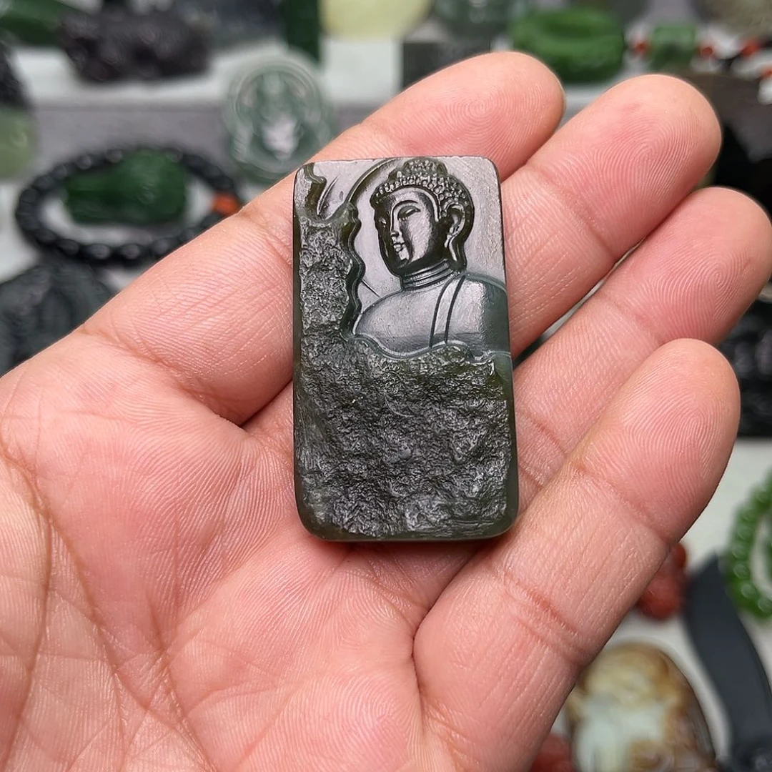 和田玉颈饰未镶嵌