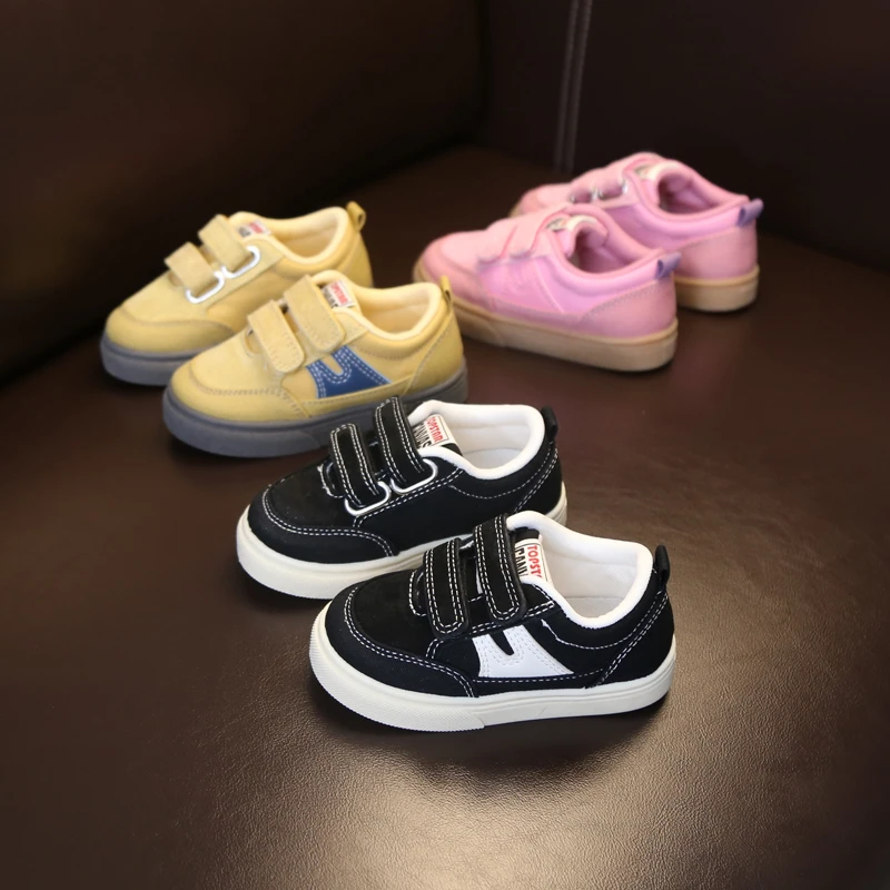 儿童板鞋男童宝宝鞋子2025春季新款女童休闲鞋帆布鞋幼儿园室内鞋