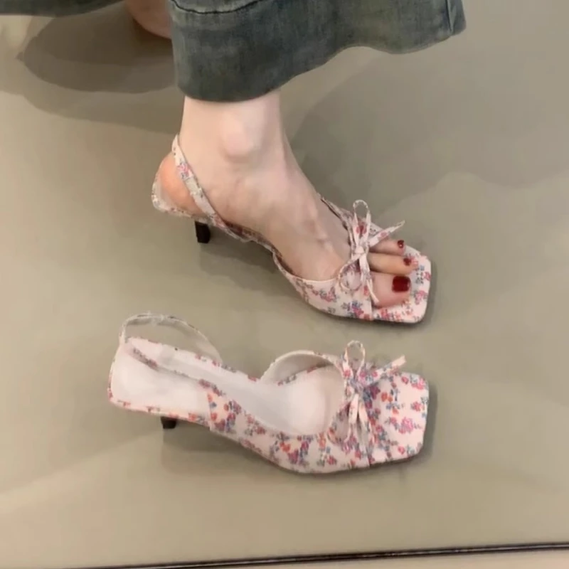 高颜值~法式碎花高跟凉鞋方头露趾仙女蝴蝶结细跟一字带高跟鞋女
